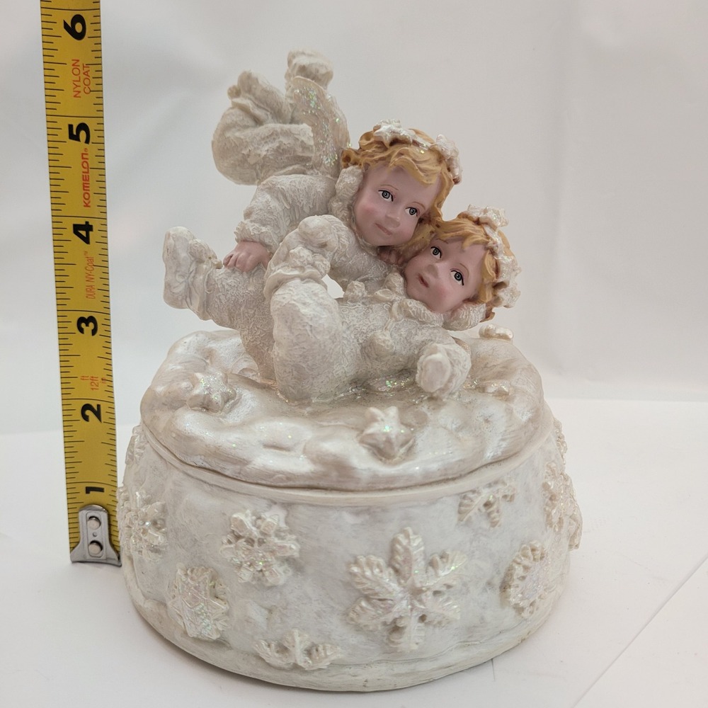 Rare Vintage‎ Winter Angel Cherubs Rotating Music Box Iridescent Snowflake Child